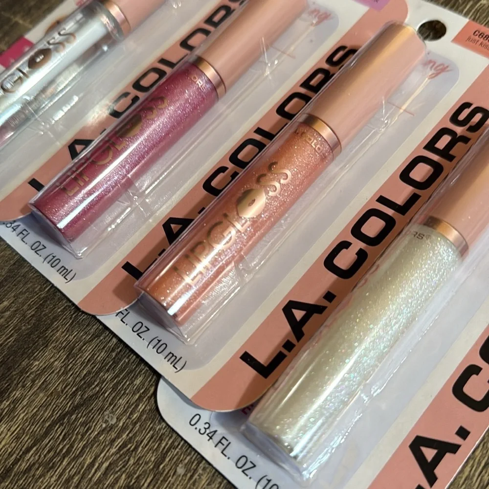 🥰🥰L.A. COLORS Moisturizing Glossy Finish Lip Gloss Set🥰🥰